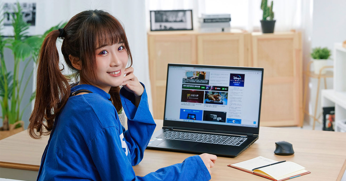 Genuine ZEUS 17R 內建硬體規格十足優異,同時也擁有 17.3 吋 Full HD 144 Hz 高刷新率螢幕,能為玩家帶來最佳的遊戲體驗!