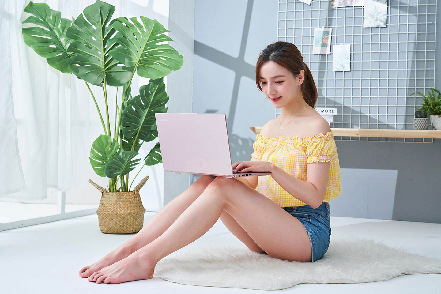 主打極致輕薄的 Genuine 捷元 14Xpro 不僅行力十足,外觀質感也令人驚艷!